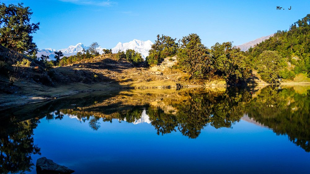 Visit the Frozen Beauty of Deoria Tal